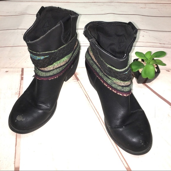 Rock & Candy Black Hollie Buckle Ankle Booties - Picture 3 of 8